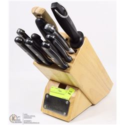 KNIFE BLOCK WITH KNIVES