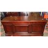 Image 1 : NEW WOOD DESK (MINOR DAMAGE)