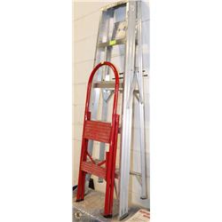 5' ALUMINUM LADDER SOLD WITH STEP LADDER