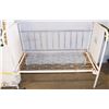 Image 1 : ANTIQUE CRIB BENCH WITH BOTTOM BOX SPRING