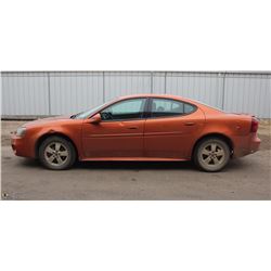 2005 PONTIAC GRAND PRIX