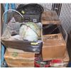 Image 1 : PALLET OF ESTATE ITEMS INCL. HOUSEWARES,