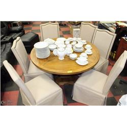 ROUND WOOD SHOWHOME PEDESTAL DINING TABLE WITH