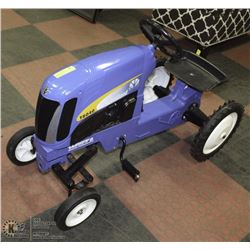 NEW HOLLAND RIDING METAL TOY PEDDLE TRACTOR
