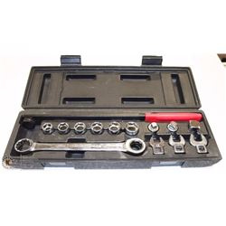 NAPA ULTRA PRO RATCHETING SERPENTINE BELT TOOL SET
