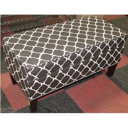 PATTERNED OTTOMAN STORAGE BENCH 39"X19"X18.5"HIGH