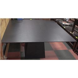 BLACK SQUARE PEDESTAL TABLE