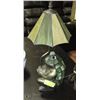 Image 1 : STAINED GLASS FROG HOLDING UMBRELLA LAMP/LIGHT