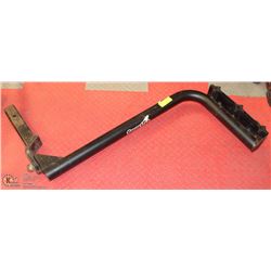 #59)BIKE RACK FOR VEHICLE HOLDS 3 BIKES