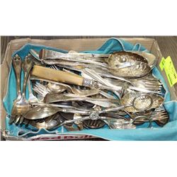 ESTATE TRAY OF SILVERWARE