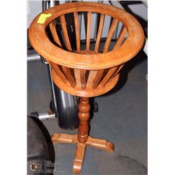 31 INCH SOLID WOOD PLANT STAND