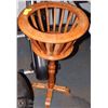Image 1 : 31 INCH SOLID WOOD PLANT STAND