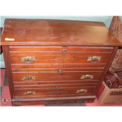 VINTAGE WOOD 3 DRAWER DRESSER