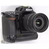 Image 1 : NIKON D2X DIGITAL SLR PROFESSIONAL DIGITAL CAMERA