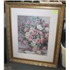 Image 1 : 31X38 GOLD FRAMED LIJUE COLLECTION FLORAL PICTURE