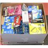 Image 1 : BOX OF LIGHT BULBS
