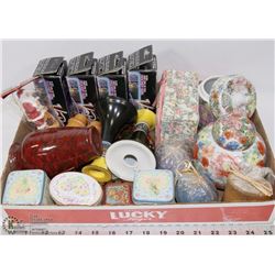 FLAT OF ORNAMENTS, SCENTED CANDLES, SIREN