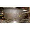 Image 1 : 2 LARGE POTS WITH HANDLES AND LIDS