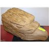 Image 1 : LARGE SOLID WOOD EAGLE HEAD SCULPTURE
