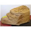 Image 2 : LARGE SOLID WOOD EAGLE HEAD SCULPTURE