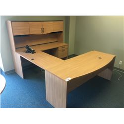 EXECUTIVE MAPLE OFFICE SUITE INC. DESK, CREDENZA, BRIDGE AND HUTCH, SUITE ALSO INCLUDES