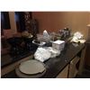 Image 2 : ALL SMALLWARES IN THE BAR AREA