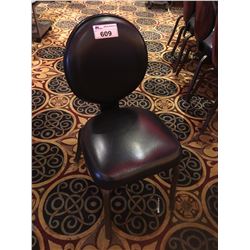 ROUND BACK CASINO CHAIR