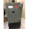 Image 1 : 26" WIDE X 28" DEEP X 38" TALL DIGITAL SECURITY SAFE