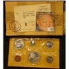 Image 2 : 1965 Canada six-piece Mint Set with .800 Fine Silver Voyageur Dollar in original cellophane and enve