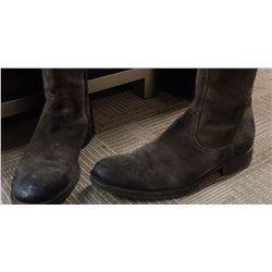 Castle Nathan Fillion Screen Worn Boots