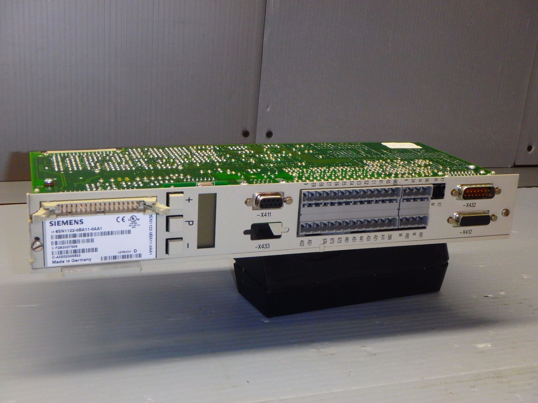 SIEMENS 6SN1122-0BA11-0AA1 Axis Controller Card VER.D