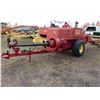 Image 2 : NEW HOLLAND 580 SQUARE BALER