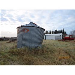 BUTLER BIN (DAMAGE ON SIDE)