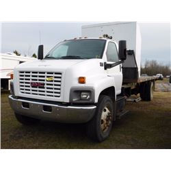 2006 GMC 7500 SINGLE AXLE DECK TRUCK & SLEEPER