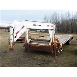 2003 DOUBLE A 32' TRIPLE AXLE FIFTH WHEEL TRAILER