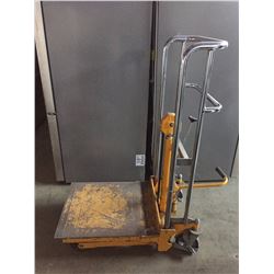 HYDRAULIC LIFT DOLLY