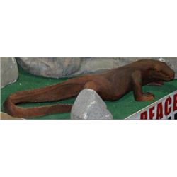 BEAUTIFUL HAND CARVED 7' WOODEN IGUANA