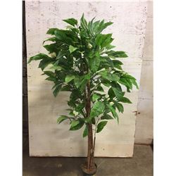 ARTIFICAL TREE - LOOKS VERY REAL