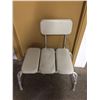 Image 1 : TUB TRANSFER BENCH