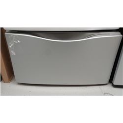 GRAY WASHER PEDESTAL
