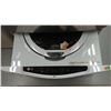 Image 1 : LG PEDESTAL WASHER - 7 DAY WARRANTY