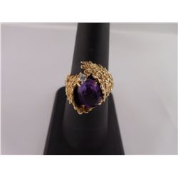 sz7.5 - 14kt Gold Ring with Amethyst Stone -- Appraisal Included