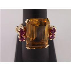 sz 7.5 - 14KT Gold Ring with Large Citrine -- Appraisal Included