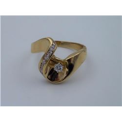 Sz 7.5 - 14kt Gold and Diamond Ring