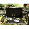 Image 1 : HP W2207H COMPUTER WITH KEYBOARD AND MOUSE