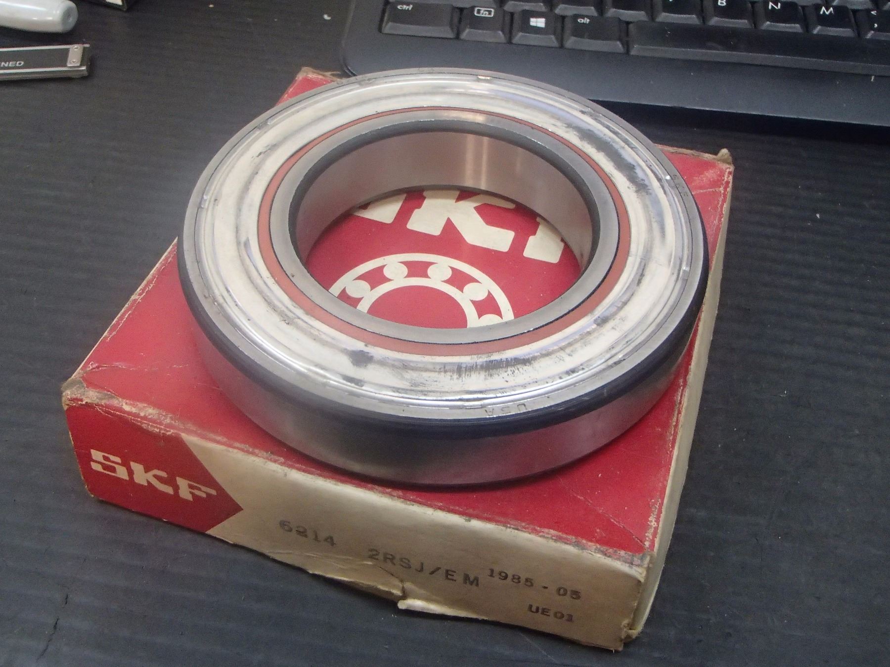 Подшипник 6214 2rs skf Подшипник 6214 2rs skf
