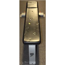 MOVEABLE FLAT BENCH