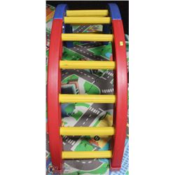 KIDS ROOM-HALF CIRCLE KIDS CLIMBING CENTRE