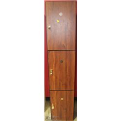 CLUBLINE SINGLE BANK OF LOCKERS, 3 CUPBOARDS