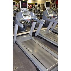 *PRECOR TREADMILL 954i 350 LB CAPACITY